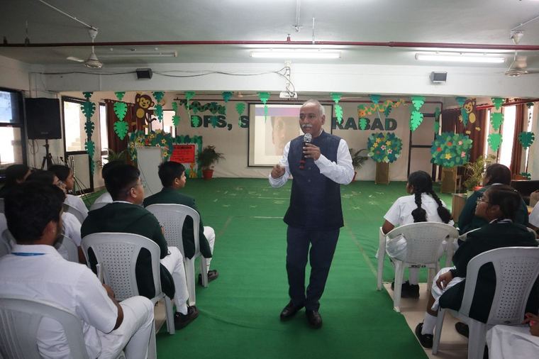 Campus engagement session with school students under the KnowEle practice